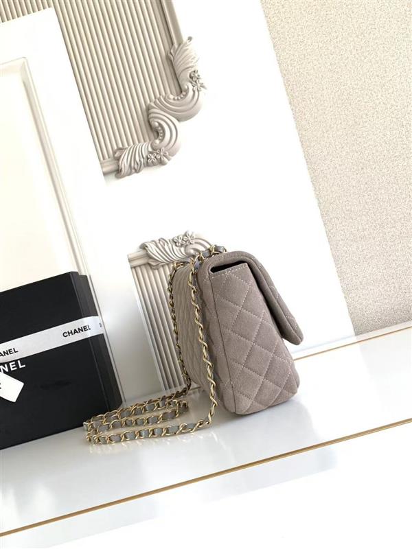 2026131214232394 700